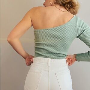 Single Sleeve Mint Green Ribbed Top